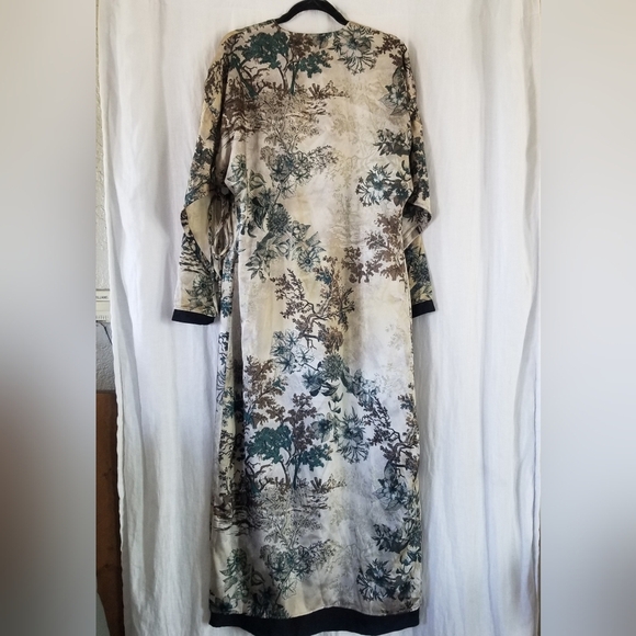 Zara | Printed Wrap Kimono Robe - Picture 4 of 9